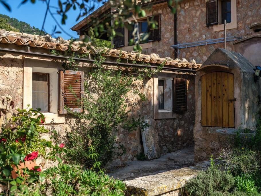 Preciosa Casa Familiar Cerca Esporlas Na Servera *