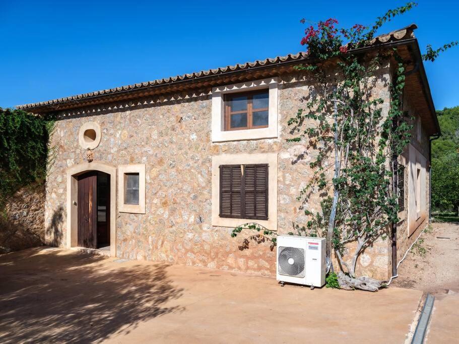 Preciosa Casa Familiar Cerca Esporlas Na Servera